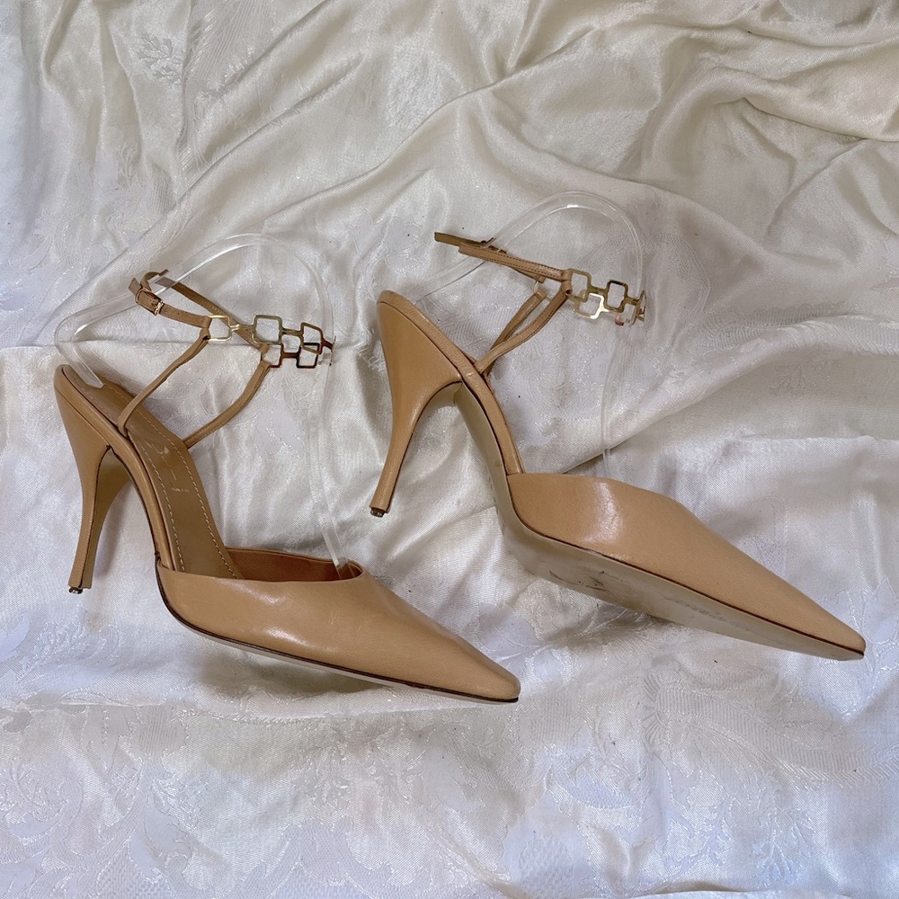 Casadei tan leather chain strap pointed toe stilettos size 10
